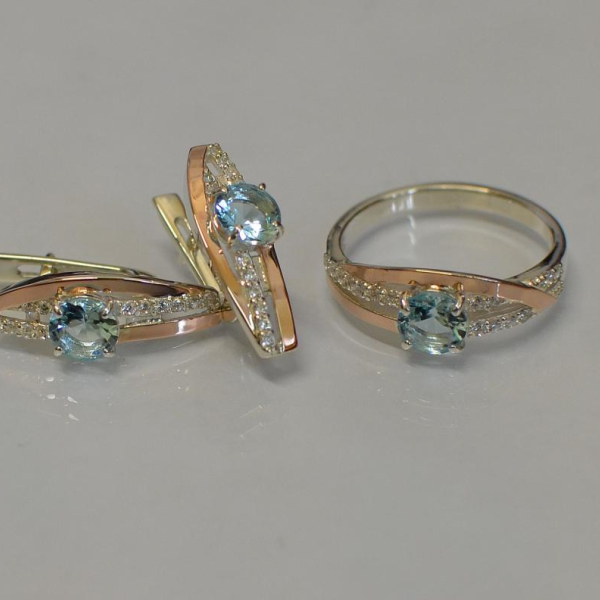 Серебряный набор с золотыми вставками