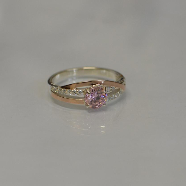 Срібне кільце з золотими вставками