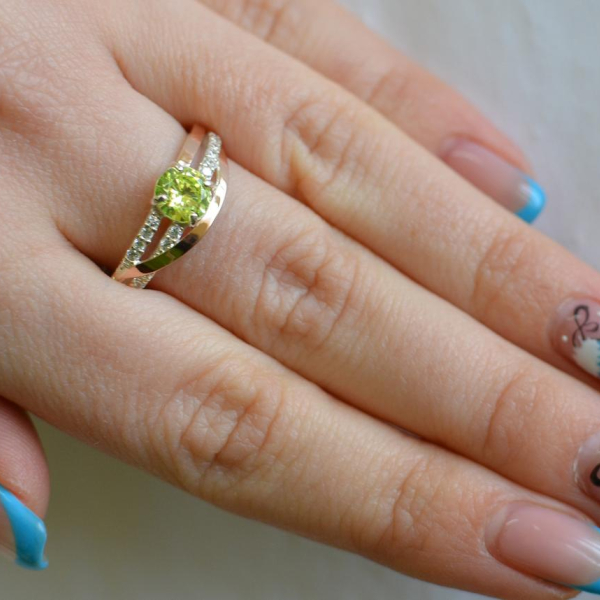 Срібне кільце з золотими вставками