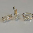 Срібний набір прикрас з перлинами