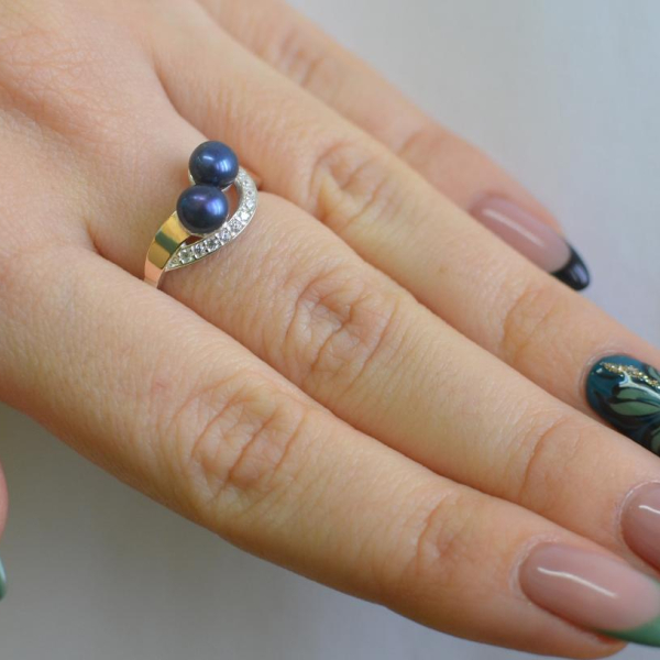 Срібна каблучка з жемчугом