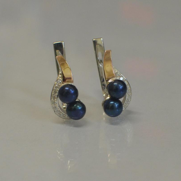 Срібні сережки з перлами