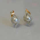 Срібні сережки з перлинами