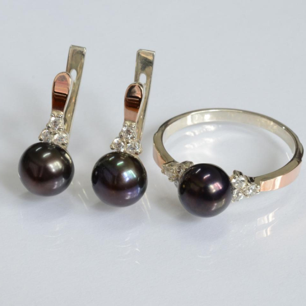 Срібний комплект з жемчугом