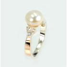 Срібна каблучка з жемчугом