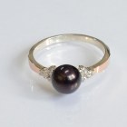 Срібна каблучка з жемчугом