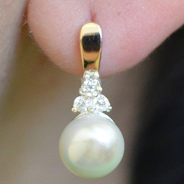 Срібні сережки з жемчугом