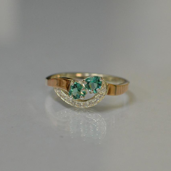 Срібна каблучка з серцями