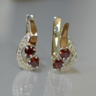 Срібні сережки з серцями