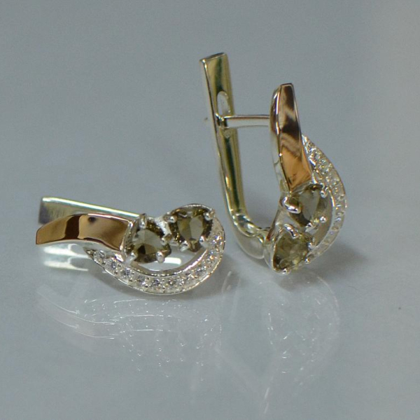 Срібні сережки з серцями