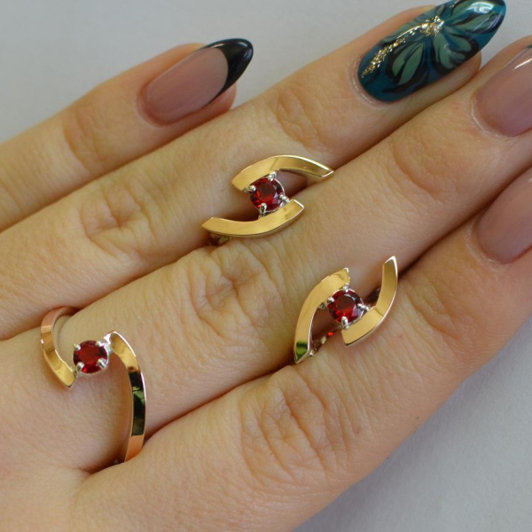 Серебряный гарнитур