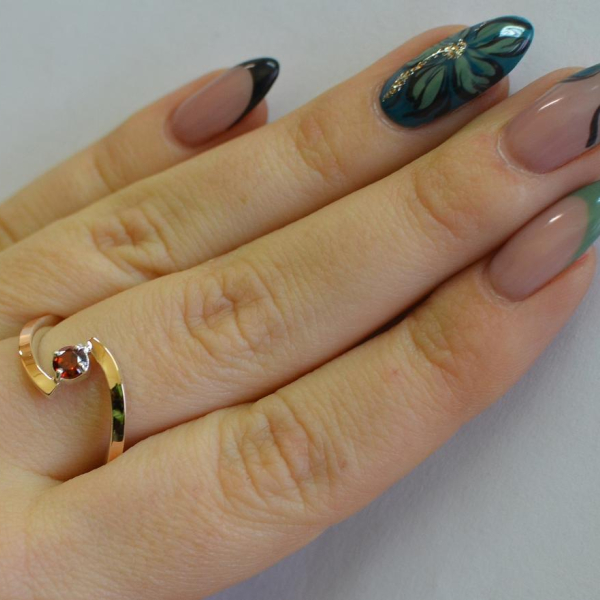 Срібна каблучка