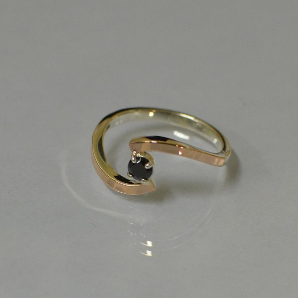 Срібна каблучка