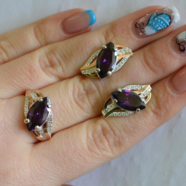 Серебряный набор с золотыми пластинами