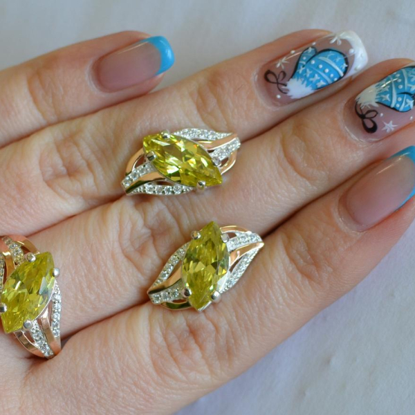 Серебряный набор с золотыми пластинами