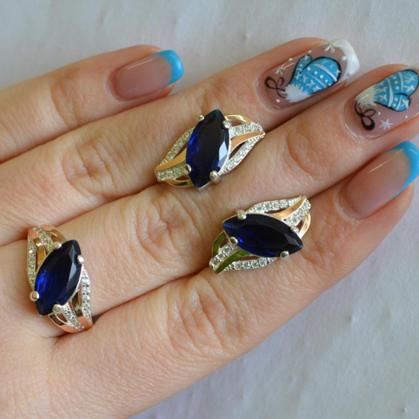 Серебряный набор с золотыми пластинами