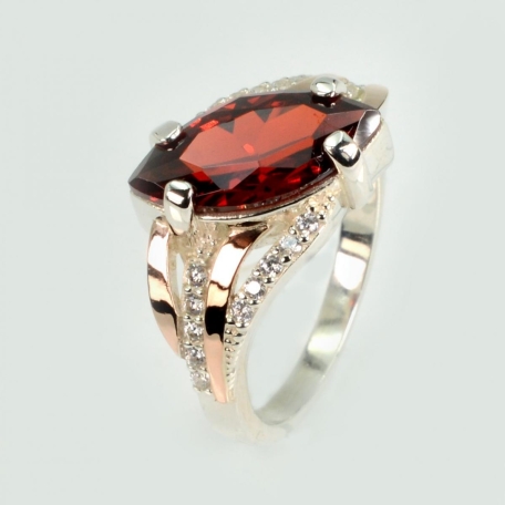 Срібна каблучка з золотими пластинами