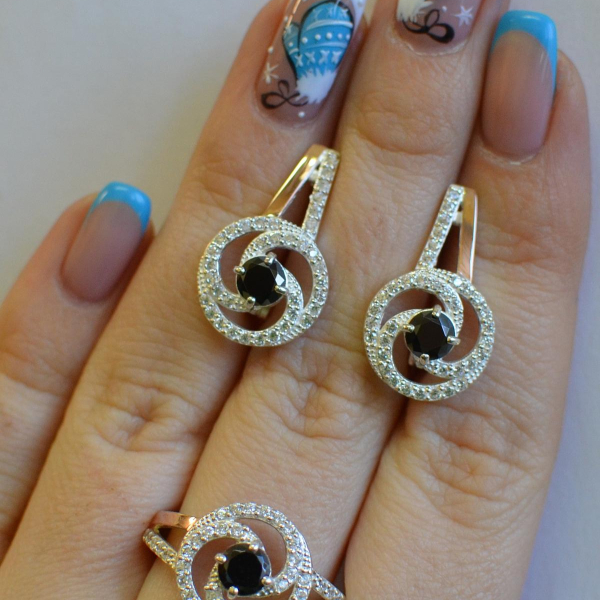 Серебряный набор