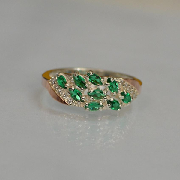 Срібна каблучка з золотими пластинами