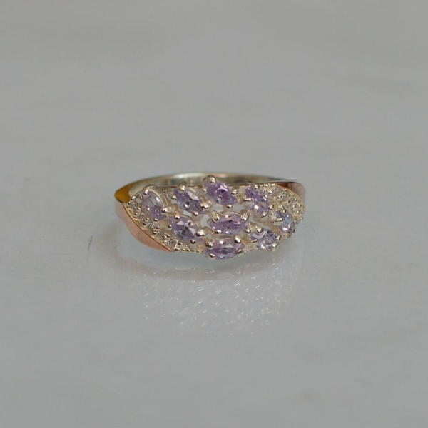 Срібна каблучка з золотими пластинами