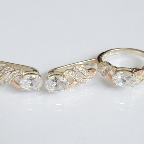 Срібний гарнітур