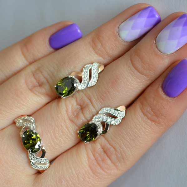 Срібний гарнітур