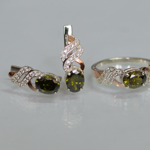 Срібний гарнітур