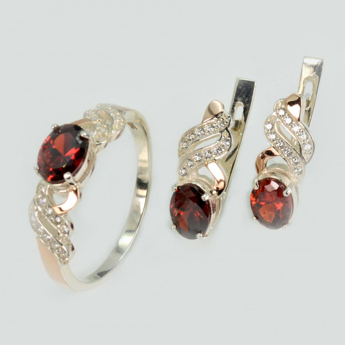 Срібний гарнітур