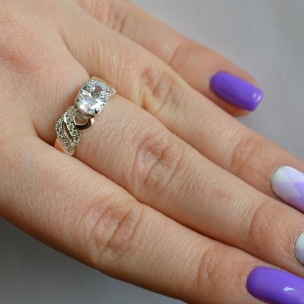 Срібна каблучка