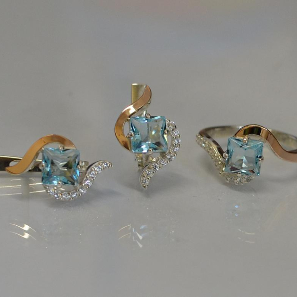 Срібний набір з золотими накладками