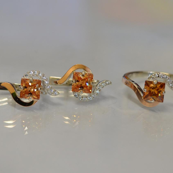 Срібний набір з золотими накладками