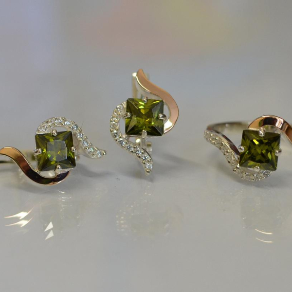 Срібний набір з золотими накладками