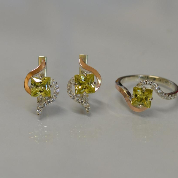 Срібний набір з золотими накладками