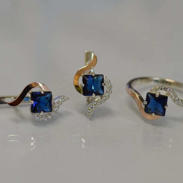 Срібний набір з золотими накладками