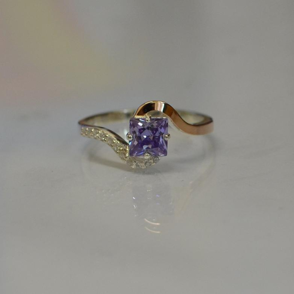 Срібна каблучка з золотими накладками