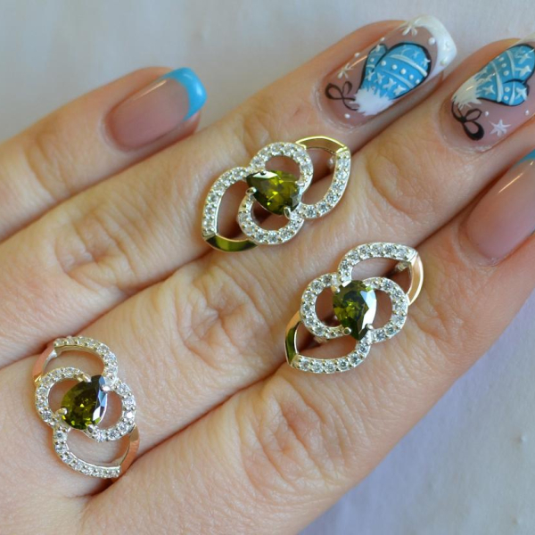 Срібний гарнітур