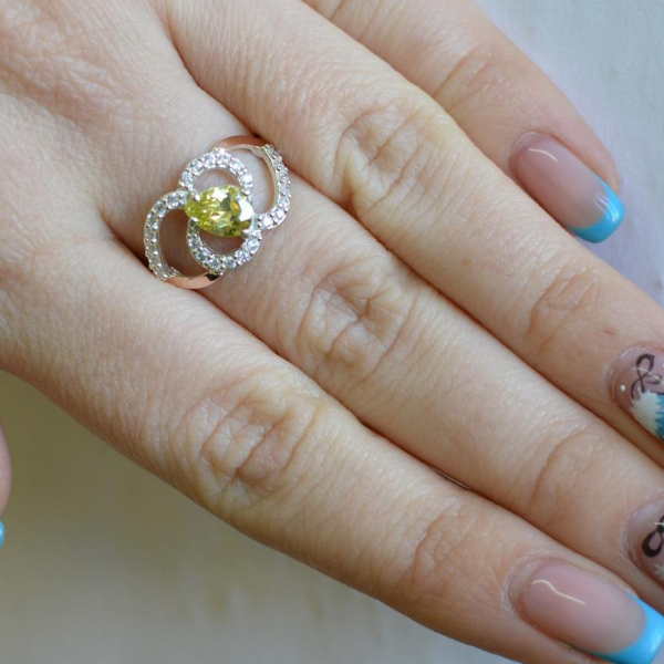 Срібна каблучка