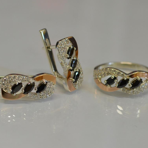 Серебряный гарнитур с золотыми пластинами