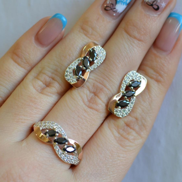 Серебряный гарнитур с золотыми пластинами