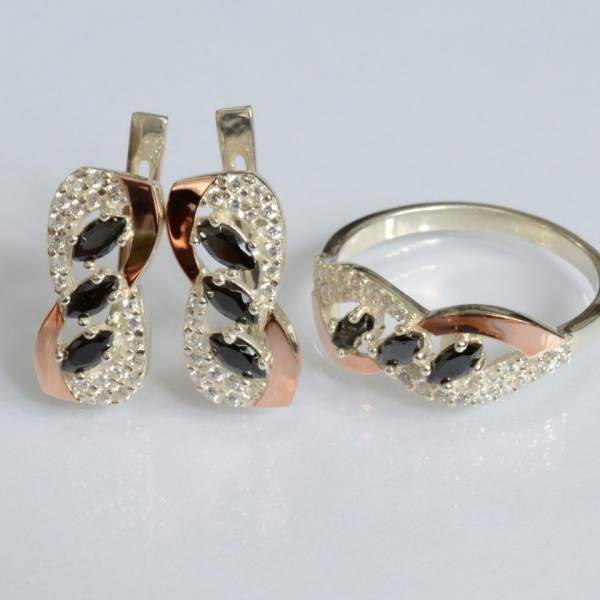 Серебряный гарнитур с золотыми пластинами