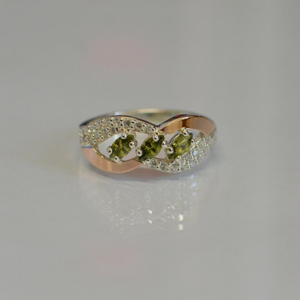 Срібна каблучка з золотими пластинами