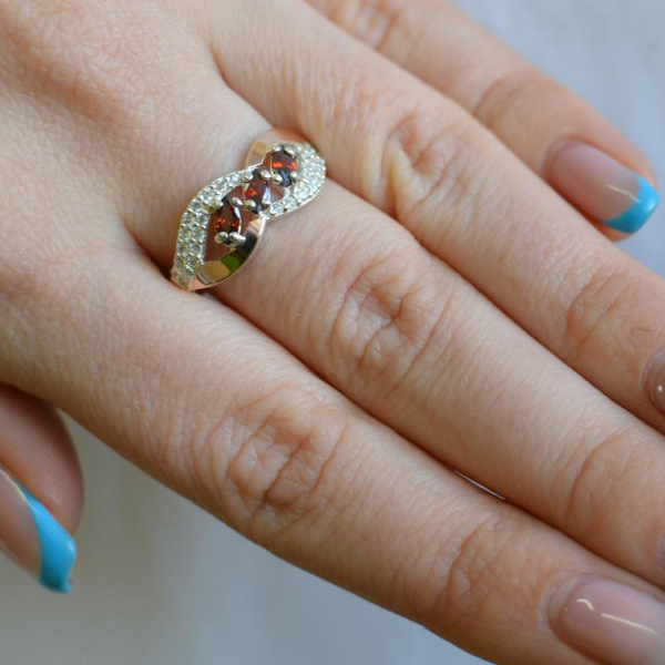 Срібна каблучка з золотими пластинами