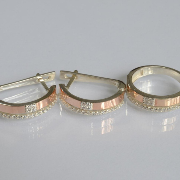 Комплект із срібла