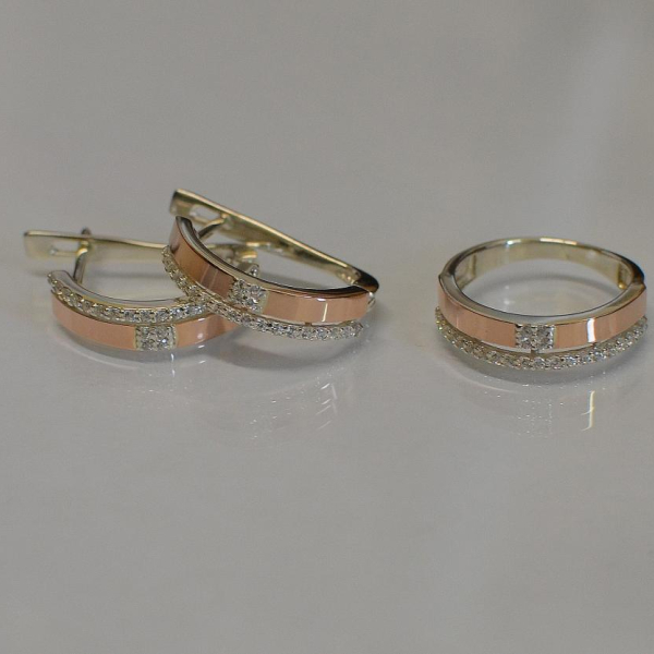 Комплект із срібла