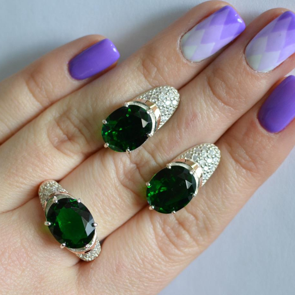 Срібний гарнітур