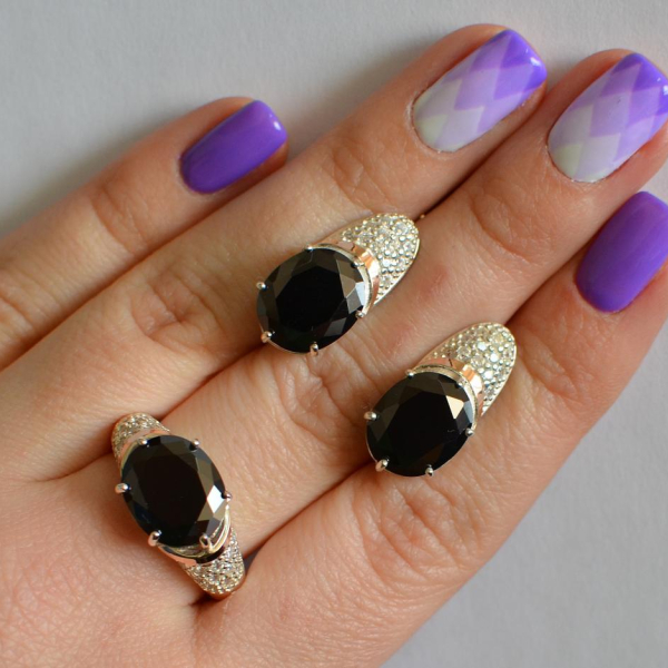 Срібний гарнітур