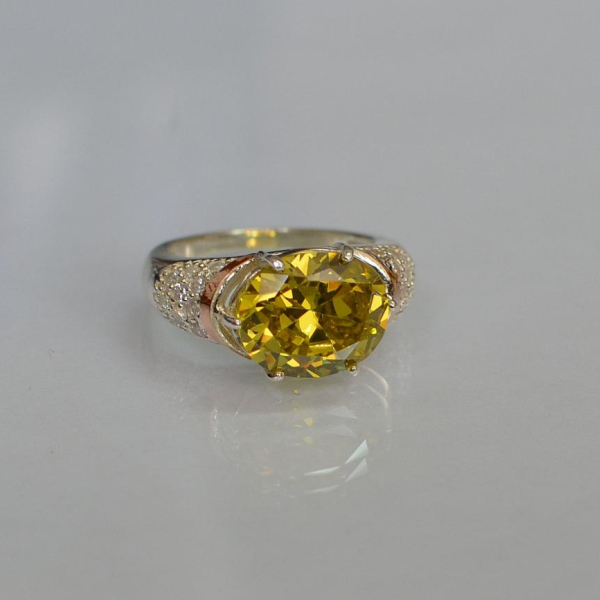 Срібна каблучка