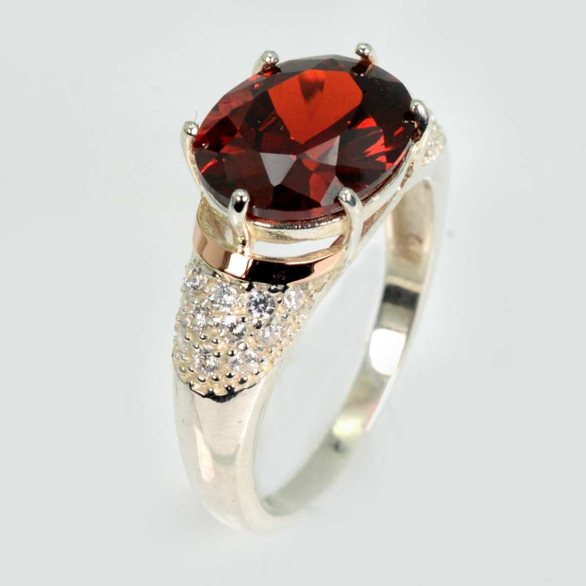 Срібна каблучка