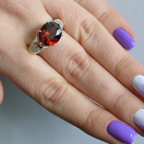 Срібна каблучка