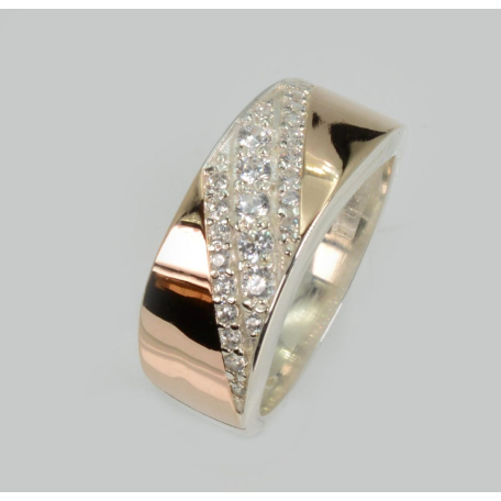 Серебряное кольцо с золотыми вставками